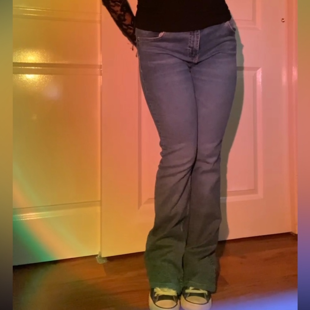 ZARA HIGH-WAISTED FLARE JEANS SIZE 8